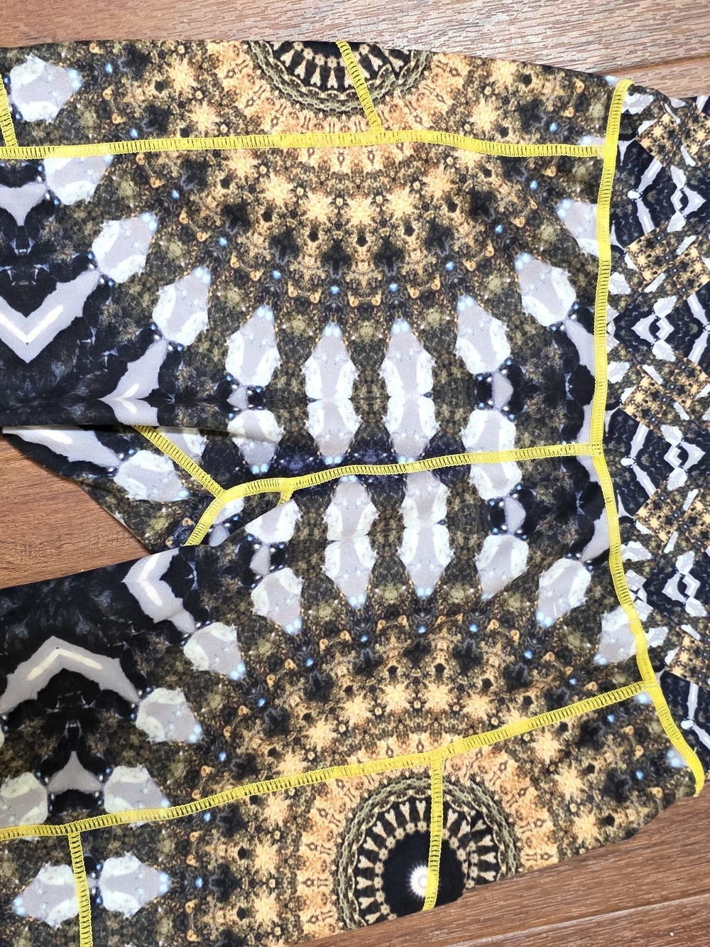Wolven Multicolor Geometric Print Bike Shorts with Yellow Accent